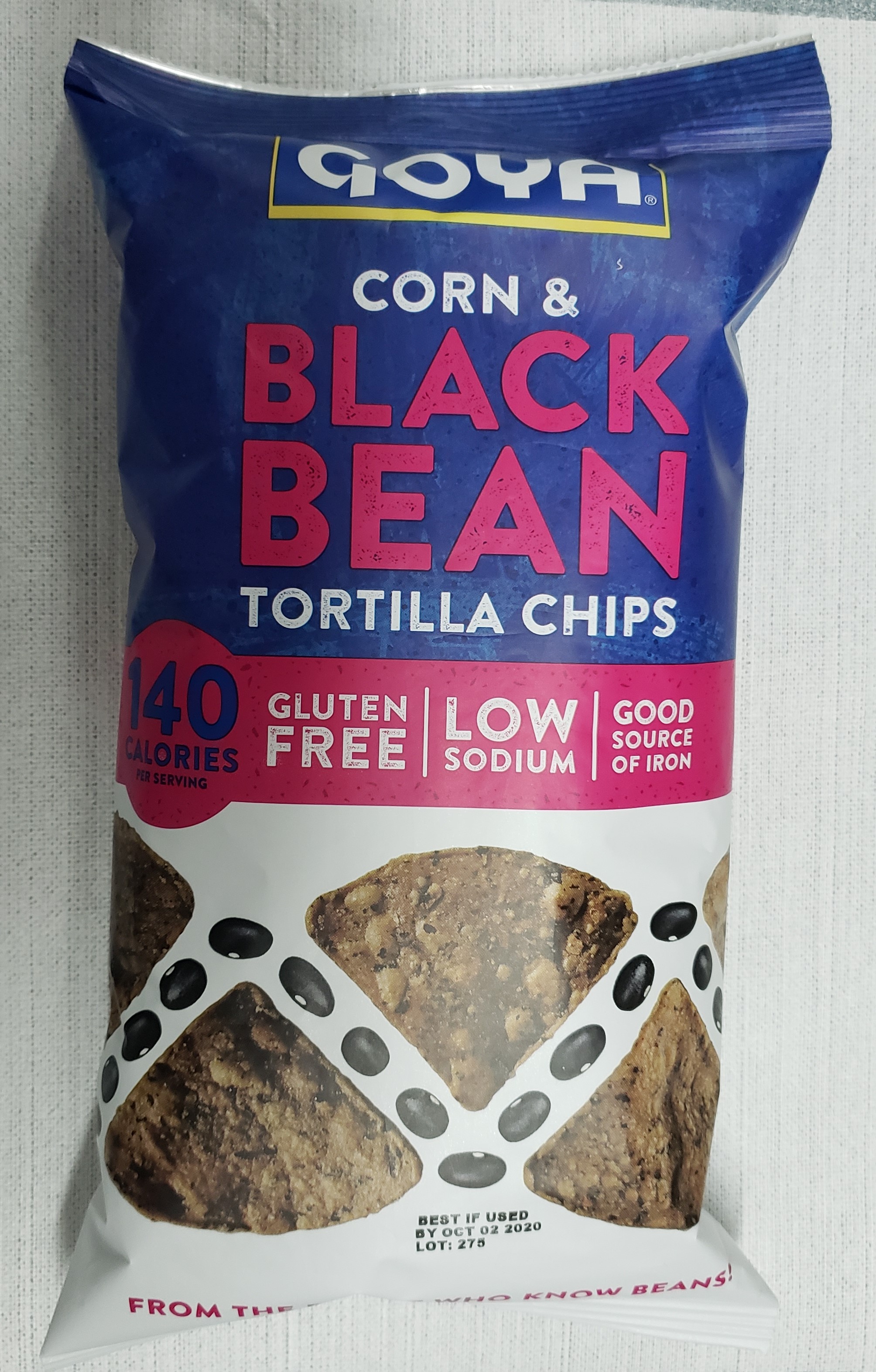 tortilla chip- corn and  black  bean product image