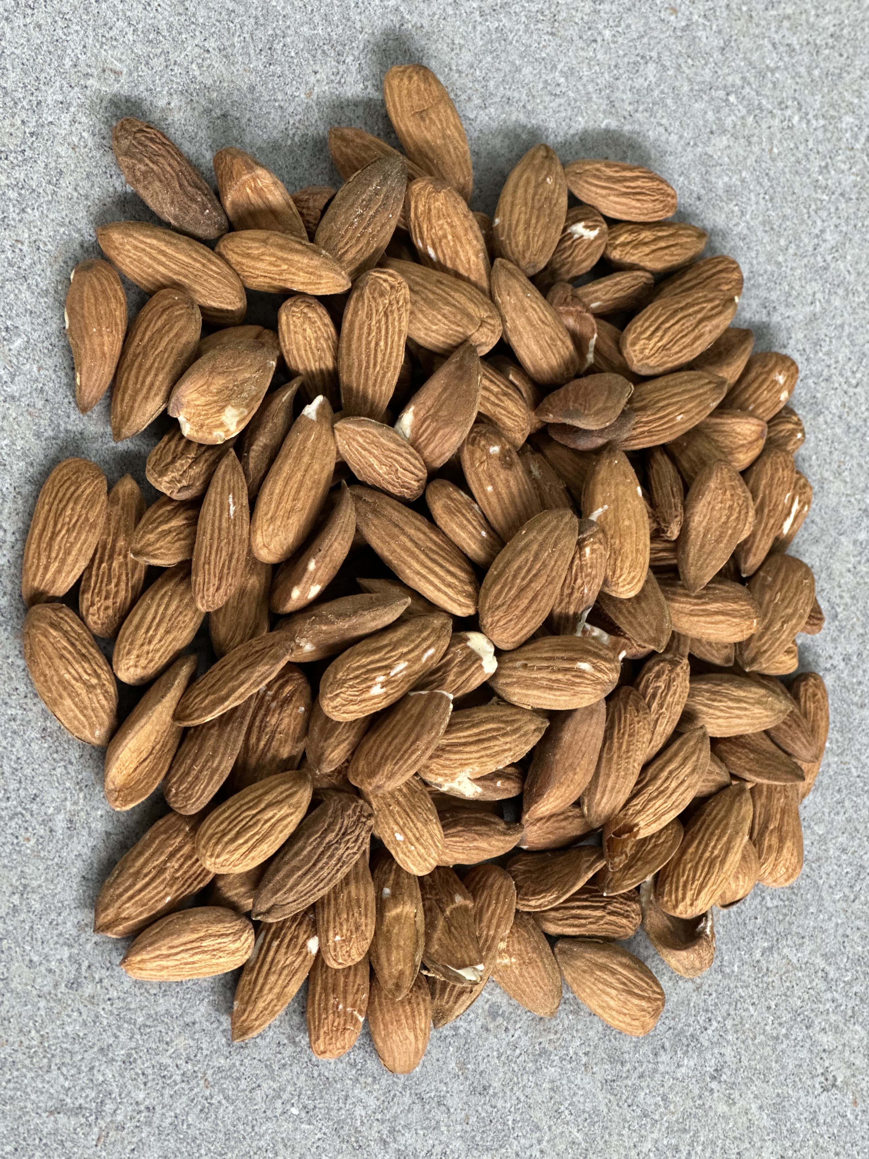 ALMONDS CAL. 23/25 product image