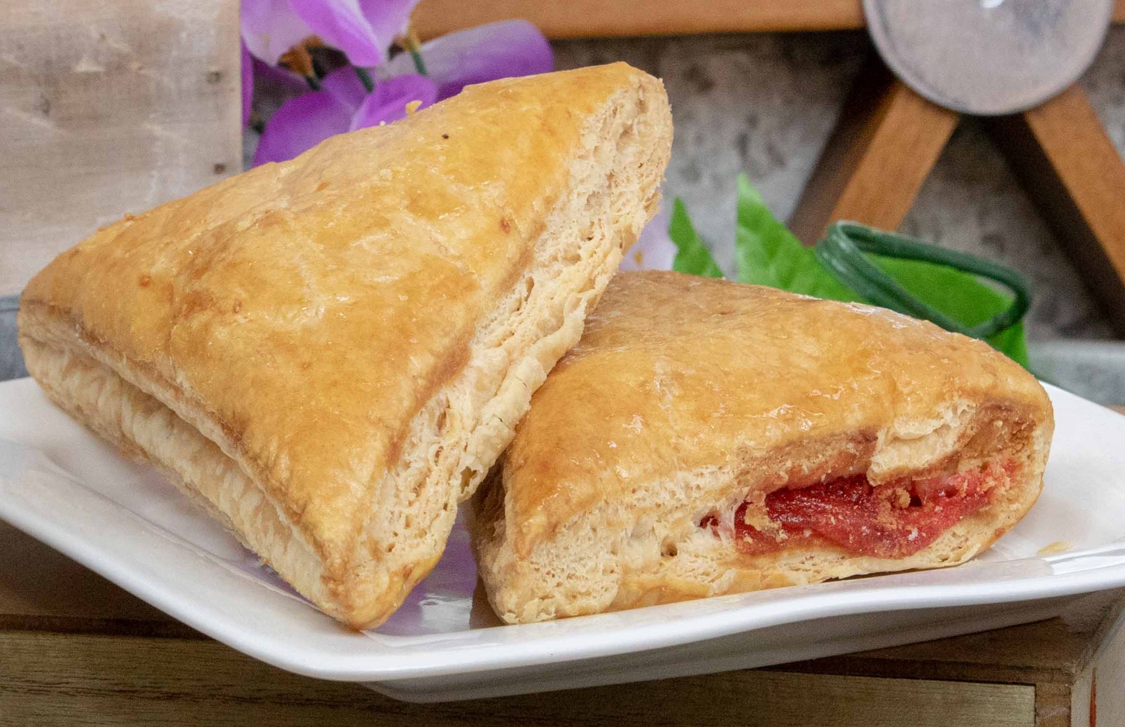 WF GUAVA CHEESE PASTY product image