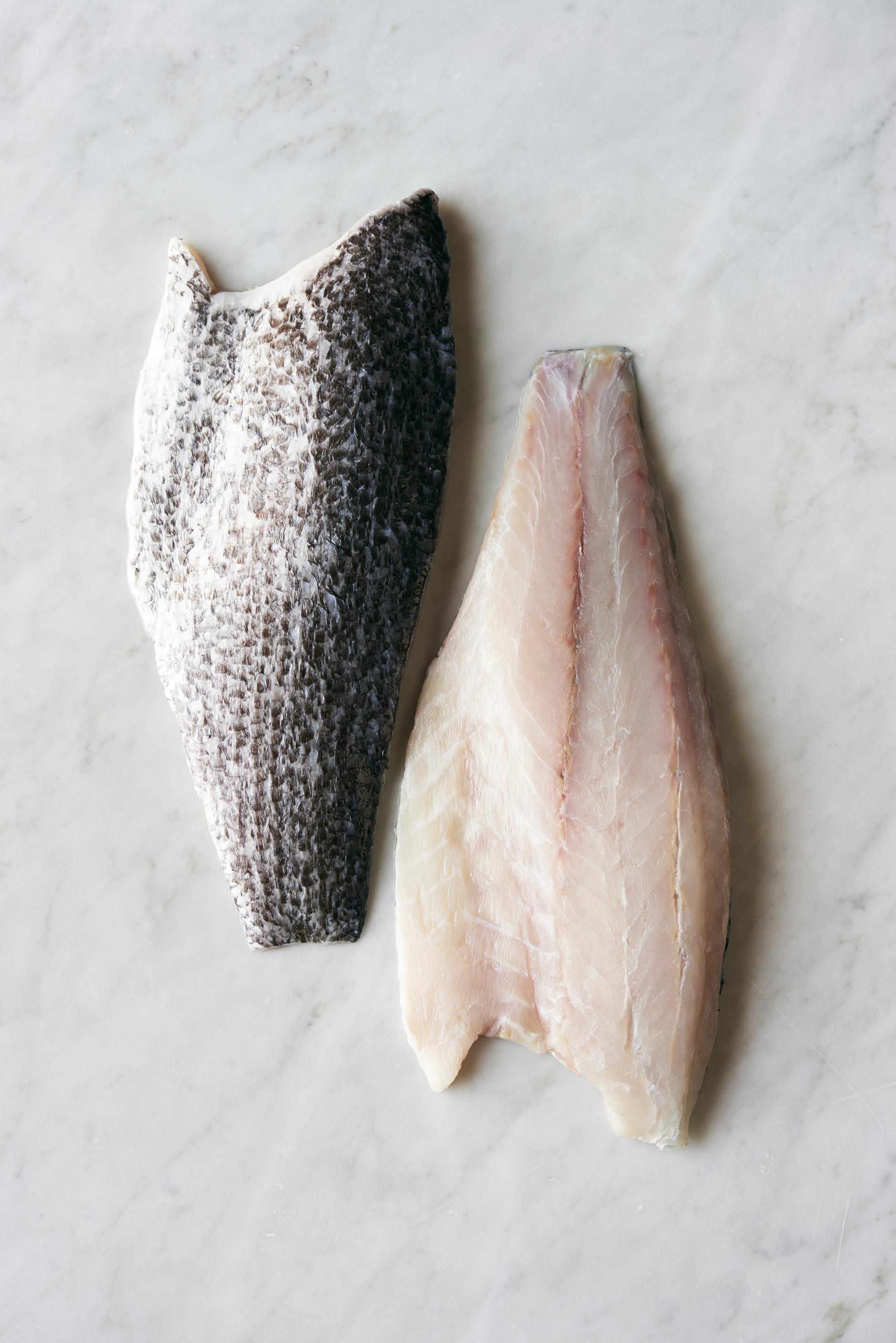 16/24oz Skin On Large Barramundi Fillet product image